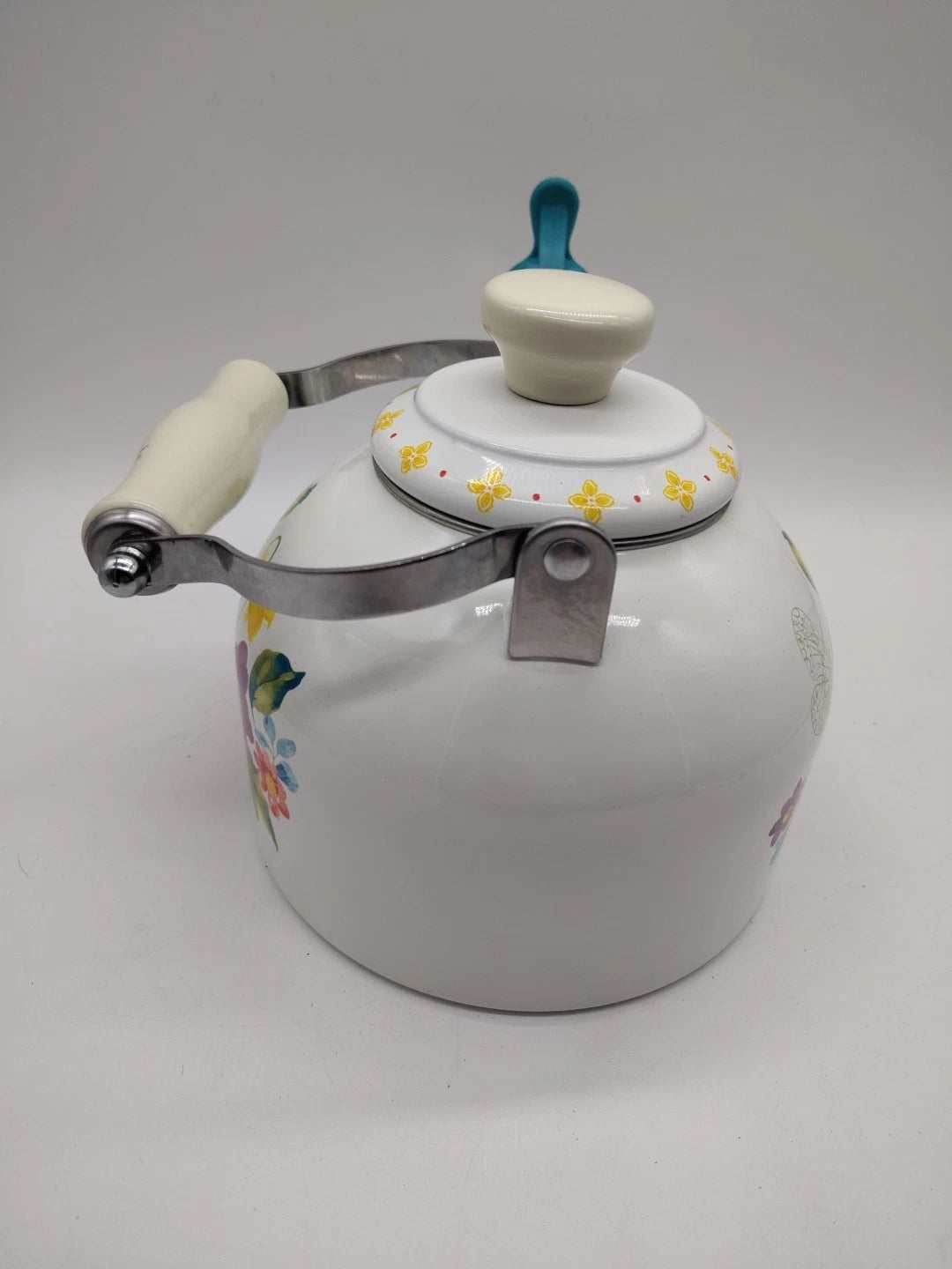 The Pioneer Woman Blooming Floral Bouquet Enamel on Steel 2-Quart Tea Kettle