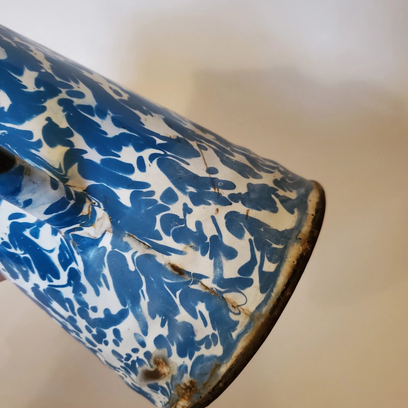 Antique Enamelware Coffee Pot Hinged Lid Seamless Original Turquoise Swirl 9"