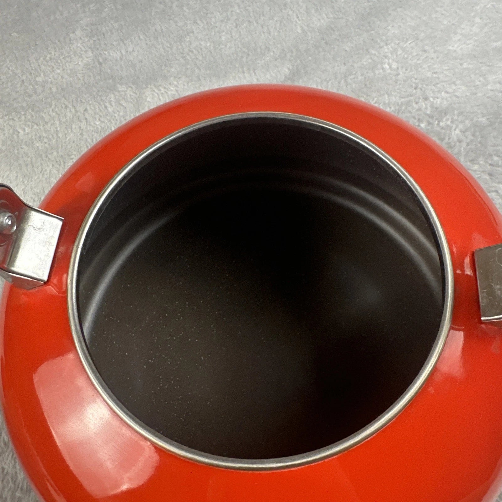Le Creuset Kettle Enamel On Steel Whistling 1.7Qt (1.6 L) Tea  Cerise Cherry Red