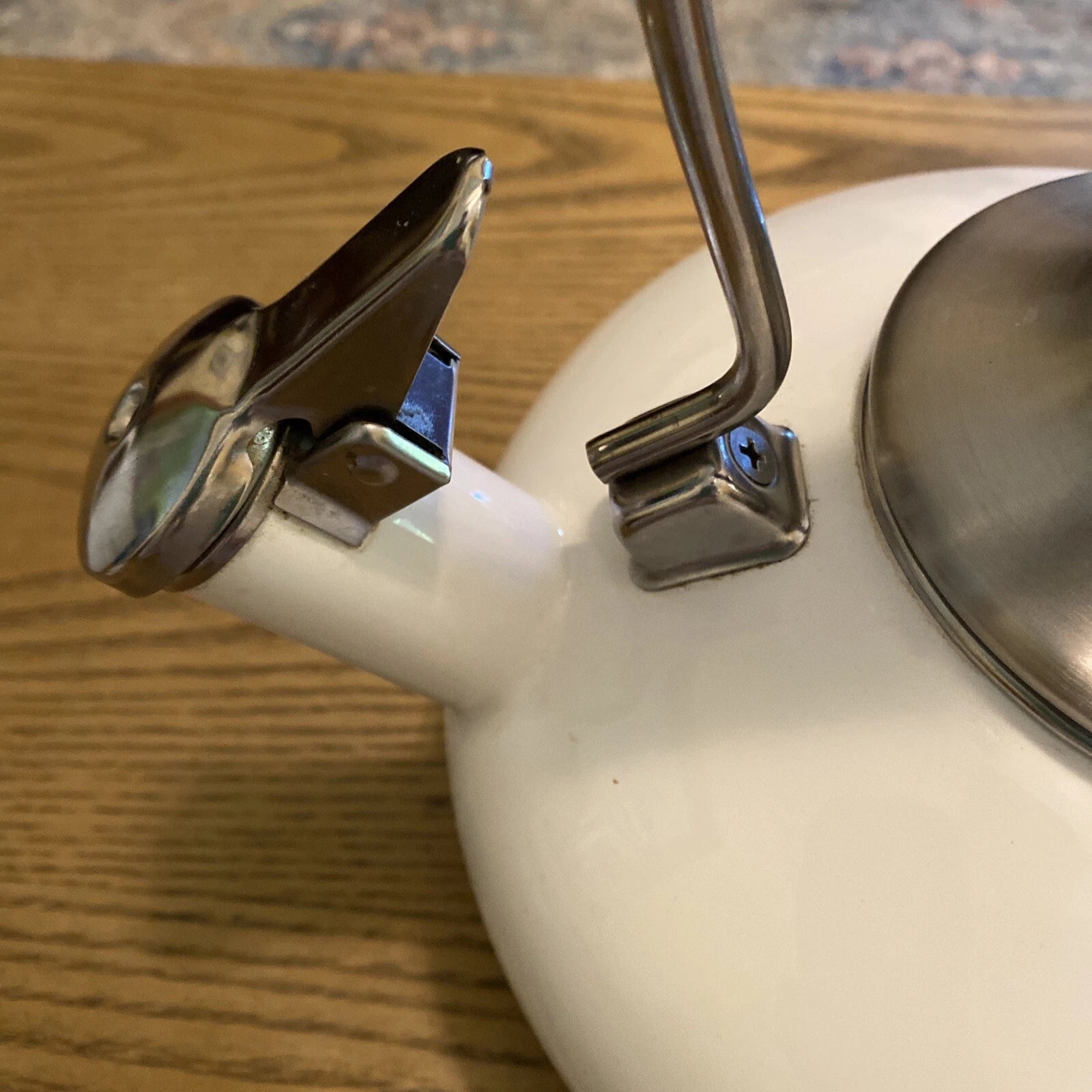 Chantal Tea Kettle White Enamel On Steel 1.7 Qt