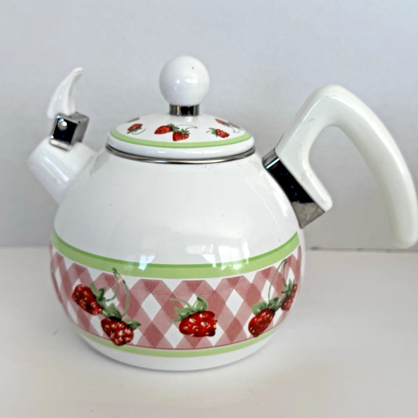 VILLEROY & BOCH Strawberries & Cream Metal Whistler Kettle Teapot 1.5 Qt N180