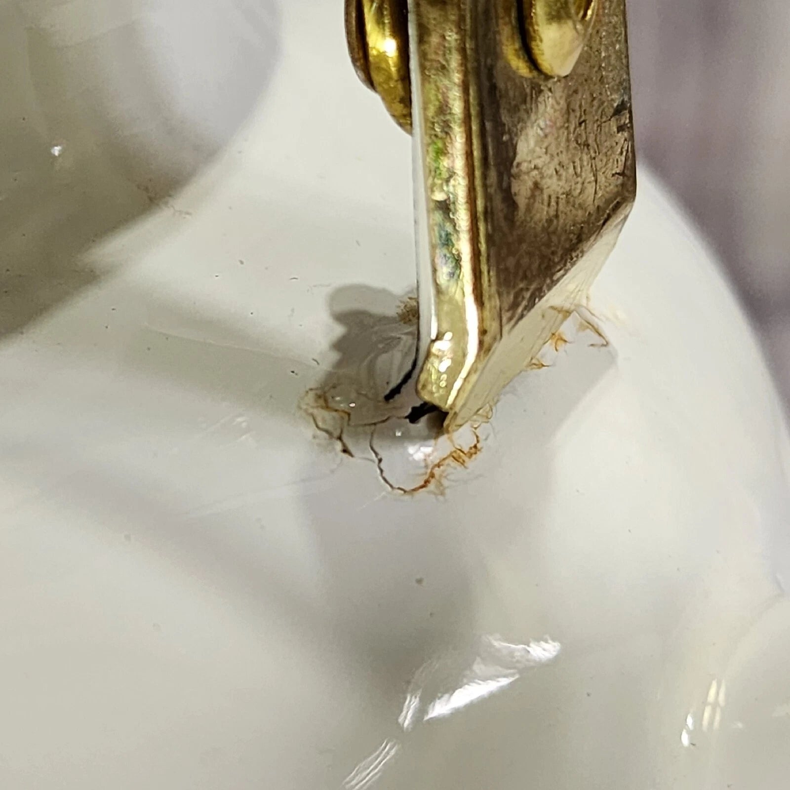 Vtg 1988 Tea Kettle Pot Enamel White Poppies Flowers Brass National Housewares