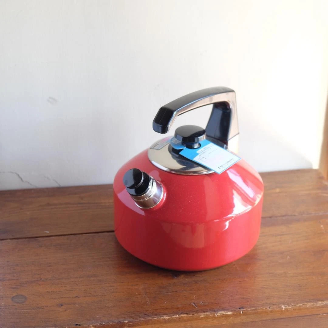 Kettle Ever Ware Enamel 2.5L White Red Detachable Whistle Used