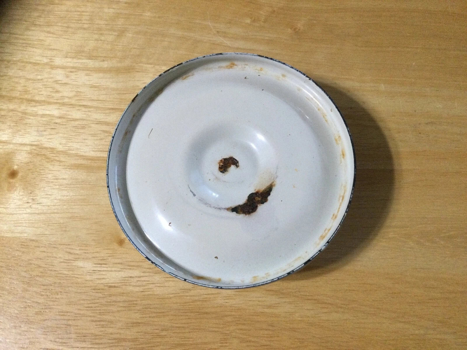 Vintage Enamel Tea Kettle Ivory AS IS Shows Some Rust