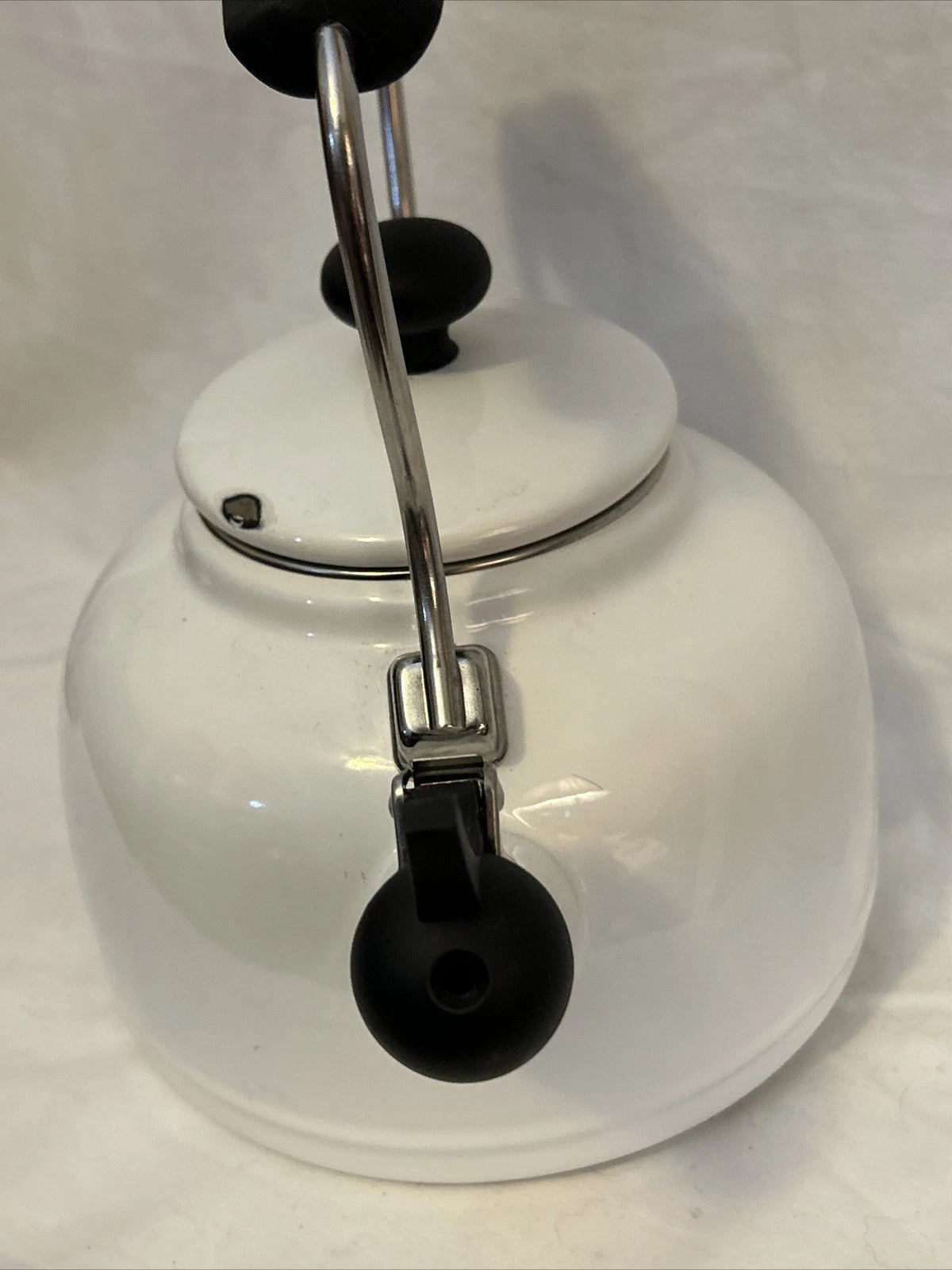 Chantal Enamel on Steel Vintage 1.7 Quart WHITE Whistling Tea Pot Kettle Preowne