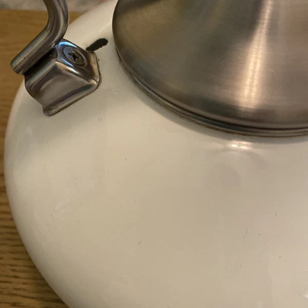 Chantal Tea Kettle White Enamel On Steel 1.7 Qt