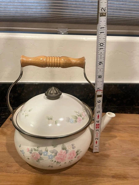 Pfaltzgraff Tea Rose Enamelware Kettle w/Lid