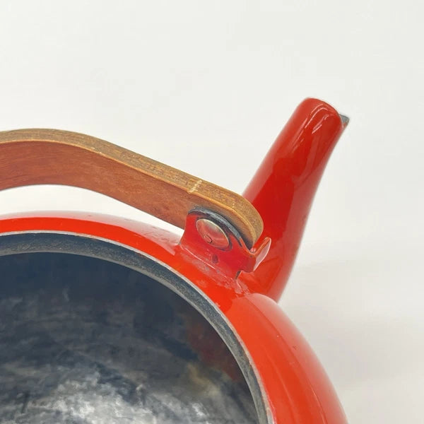 Boho Style VTG Enamel Tea Kettle Red Orange w Daisies & Teak Handle *DECOR ONLY*