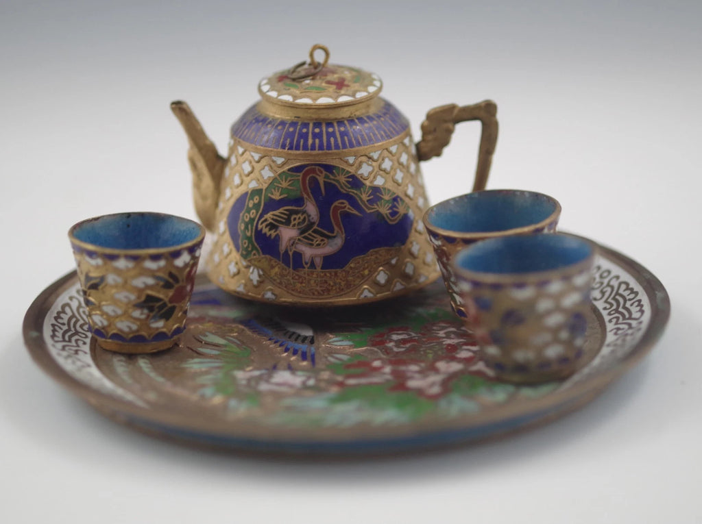 VTG  CLOISONNE ENAMEL MINIATURE TEA SET TEAPOT 3 CUPS AND TRAY ASIAN CRANES
