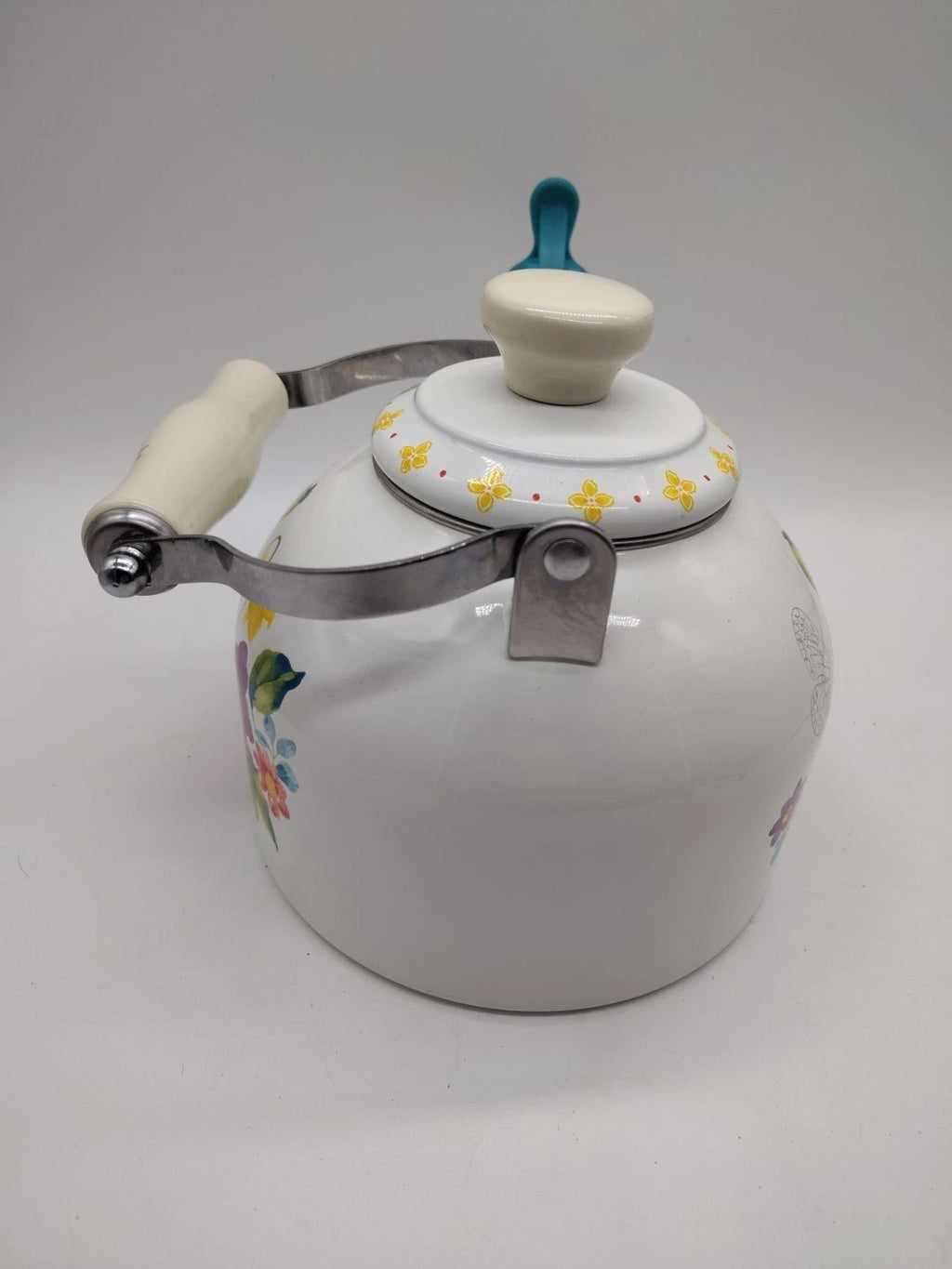 The Pioneer Woman Blooming Floral Bouquet Enamel on Steel 2-Quart Tea Kettle