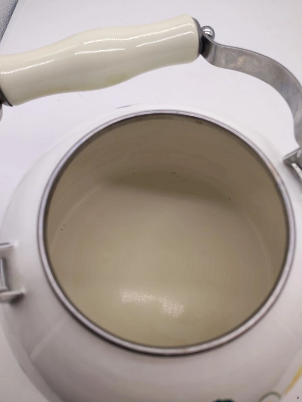 The Pioneer Woman Blooming Floral Bouquet Enamel on Steel 2-Quart Tea Kettle