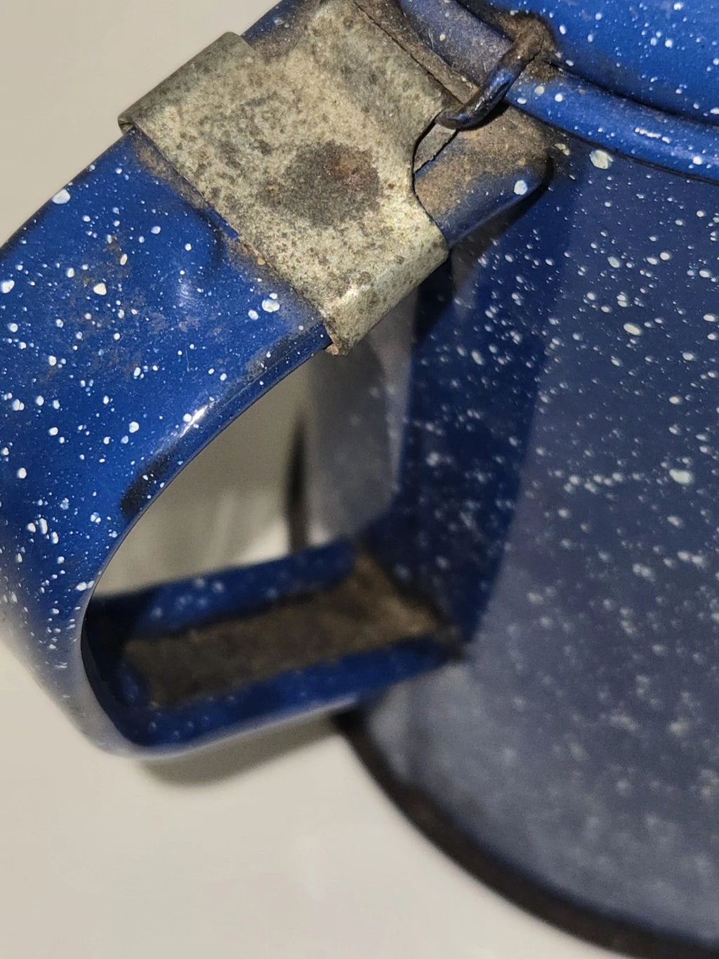 VTG Appropriately Rusted Blue Enamelware Small Camping Tea Coffee Pot