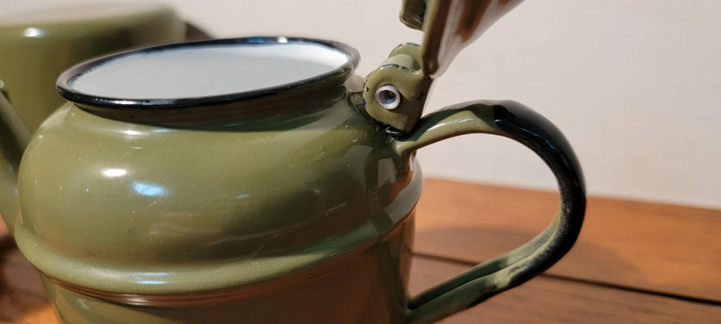 VINTAGE SET OF HUTA SILESIA ENAMEL WARE GREEN/WHITE CUP, TEA POT, WARMING POT