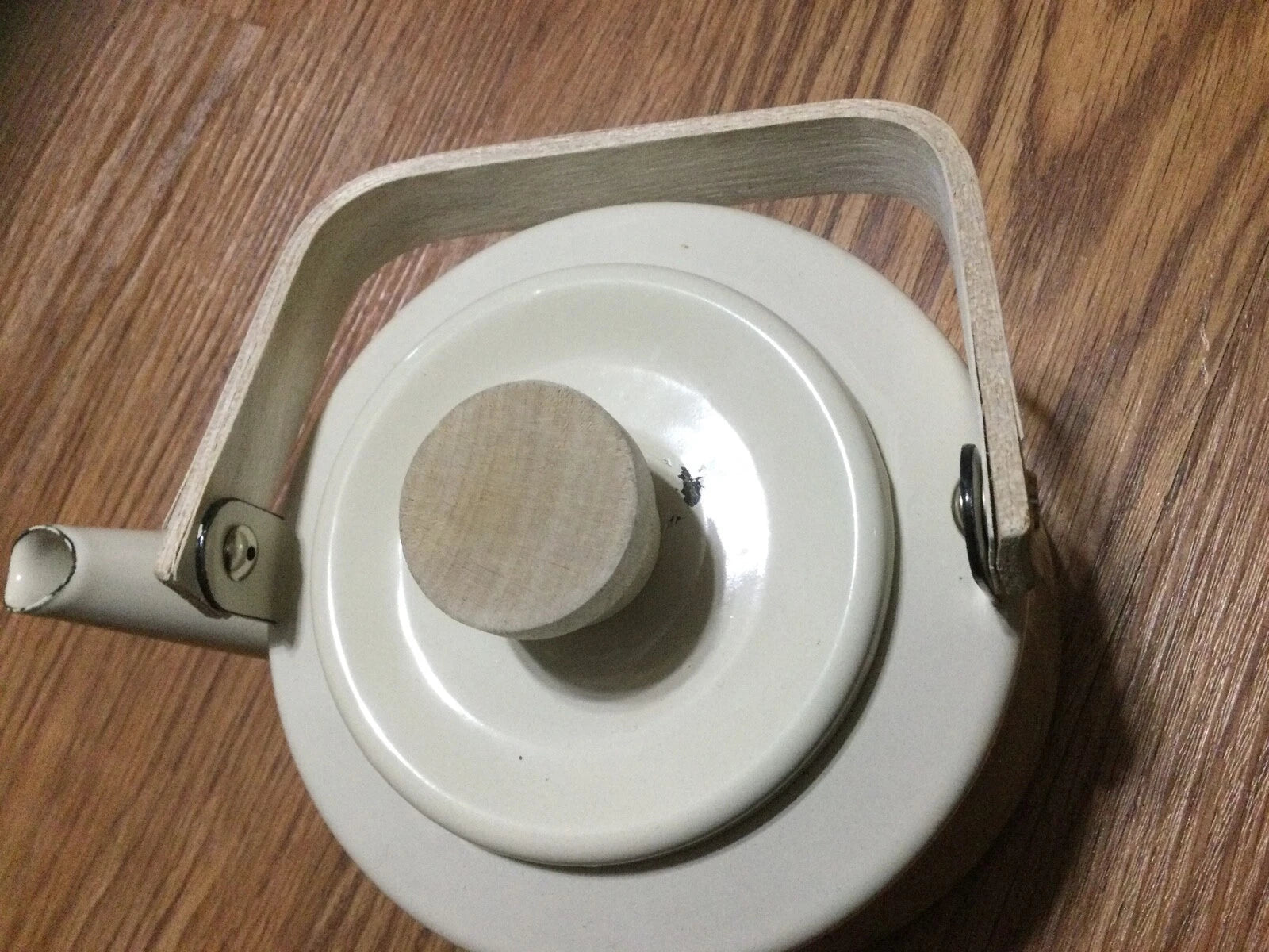 Vintage Enamel Tea Kettle Ivory AS IS Shows Some Rust