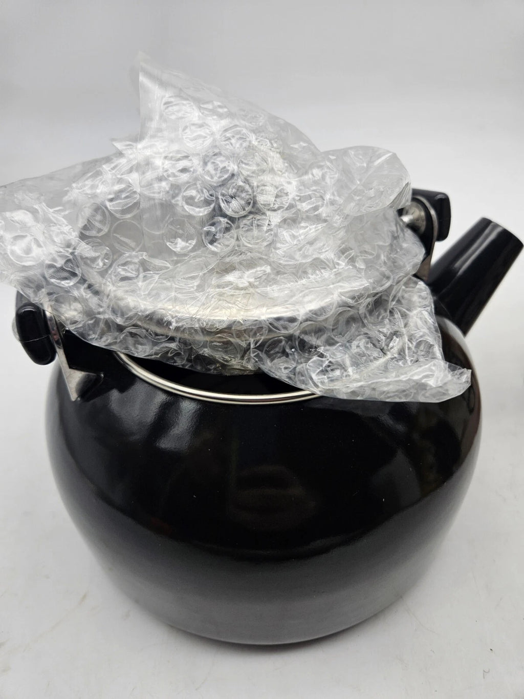 NEW Enamel on Steel Black Tea Kettle Whistling 2 Qt Ekco