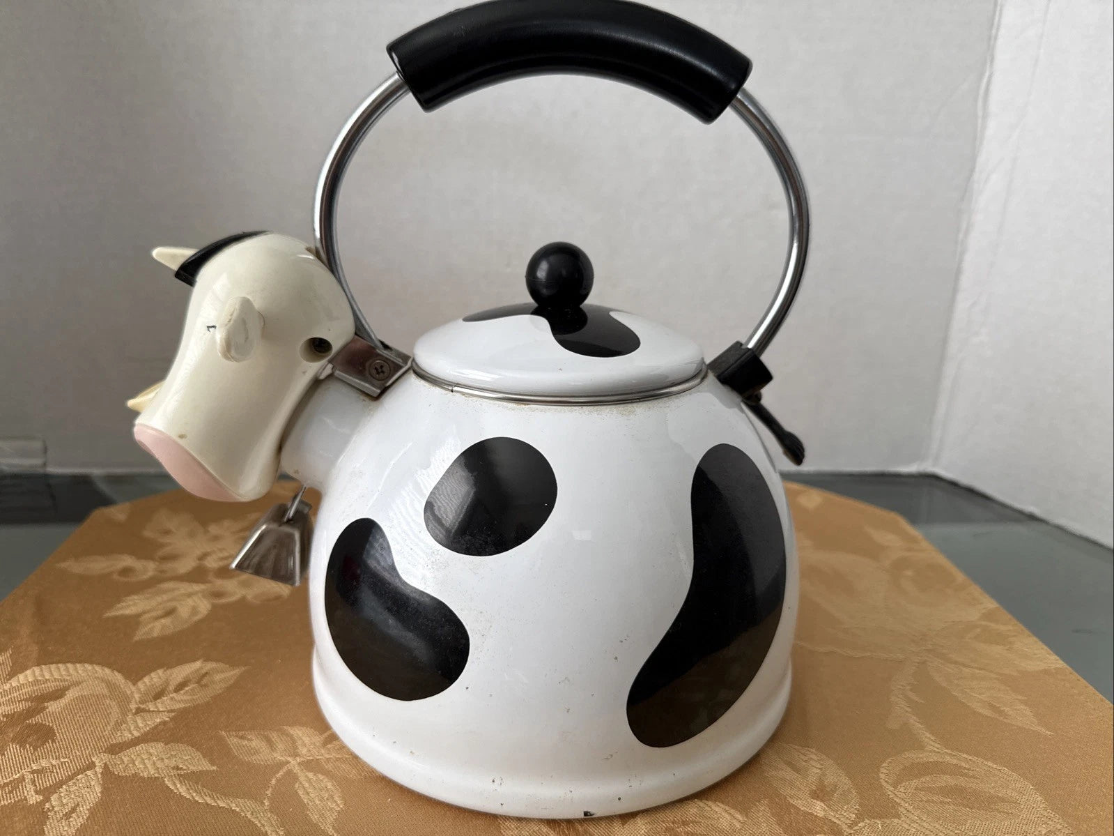 Vintage MM Kamenstein Black White Cow Whistling Tea Kettle Teapot, 1992