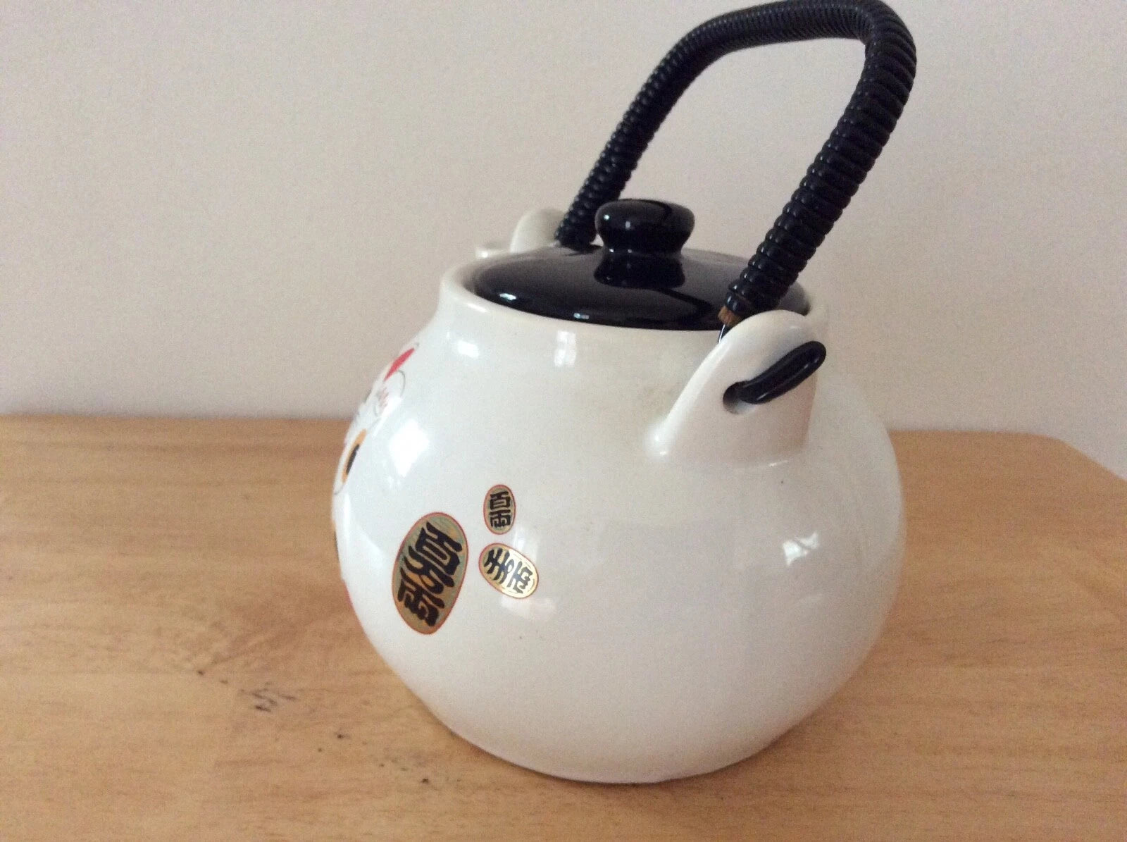 ENAMEL KETTLE TEAPOT CAT DESIGN PLASTIC HANDLE