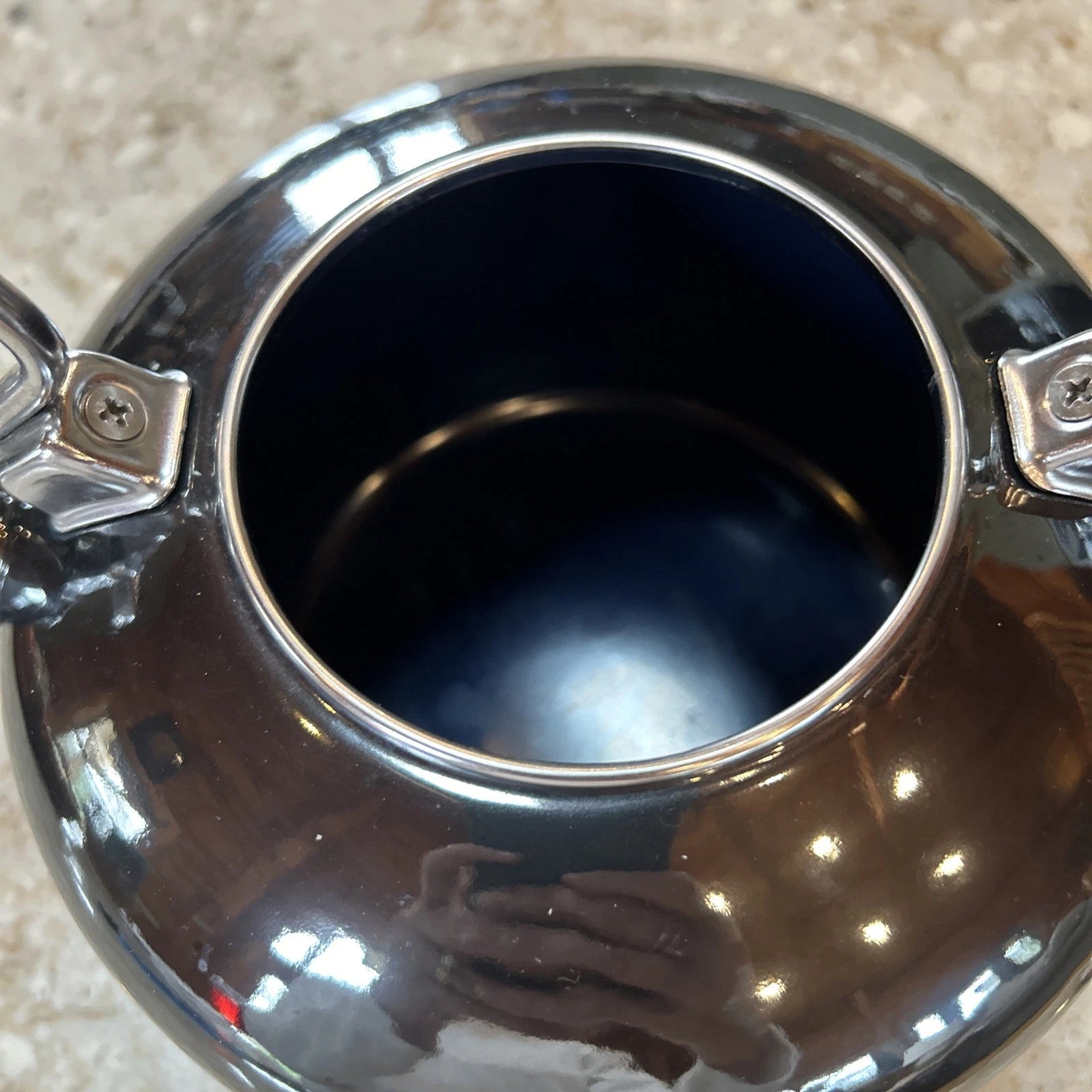 Chantal Onyx Black Tea Pot Kettle Enamel on Steel Coated 1.8 Qt Stay Cool Handle