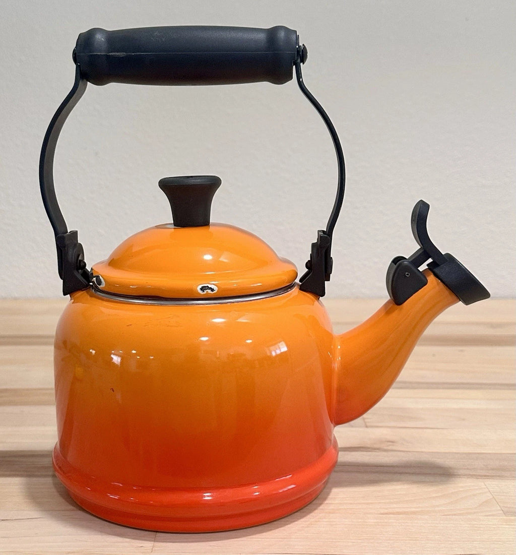 VTG Le Creuset Orange Flame Enamel Whistling Demi Kettle Teapot 1.25 Qt Pls READ