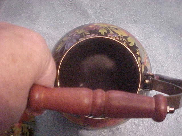 MacKENZIE CHILDS 2 QT BLACK FLOWER MARKET TEA KETTLE DISPLAY UNUSED