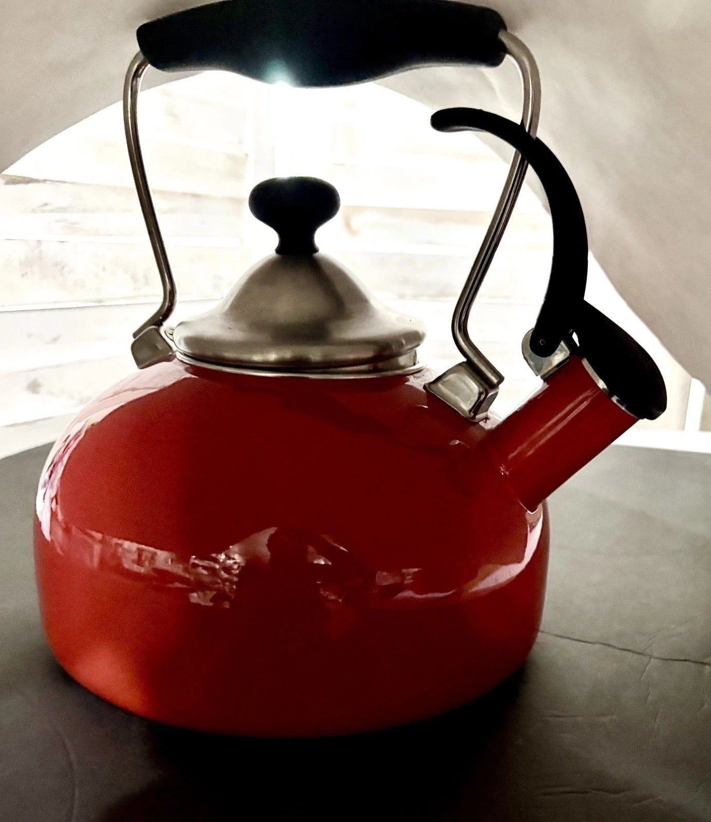 Chantal  Flip Teakettle 37-ALD Red EUC Whistling Vintage Tea Pot Thailand