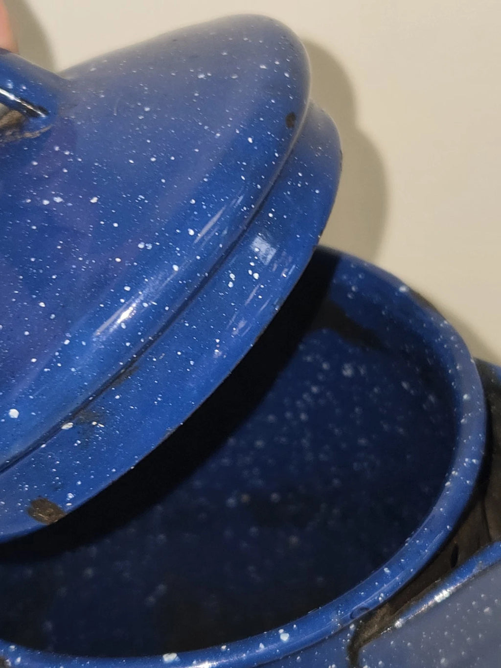 VTG Appropriately Rusted Blue Enamelware Small Camping Tea Coffee Pot