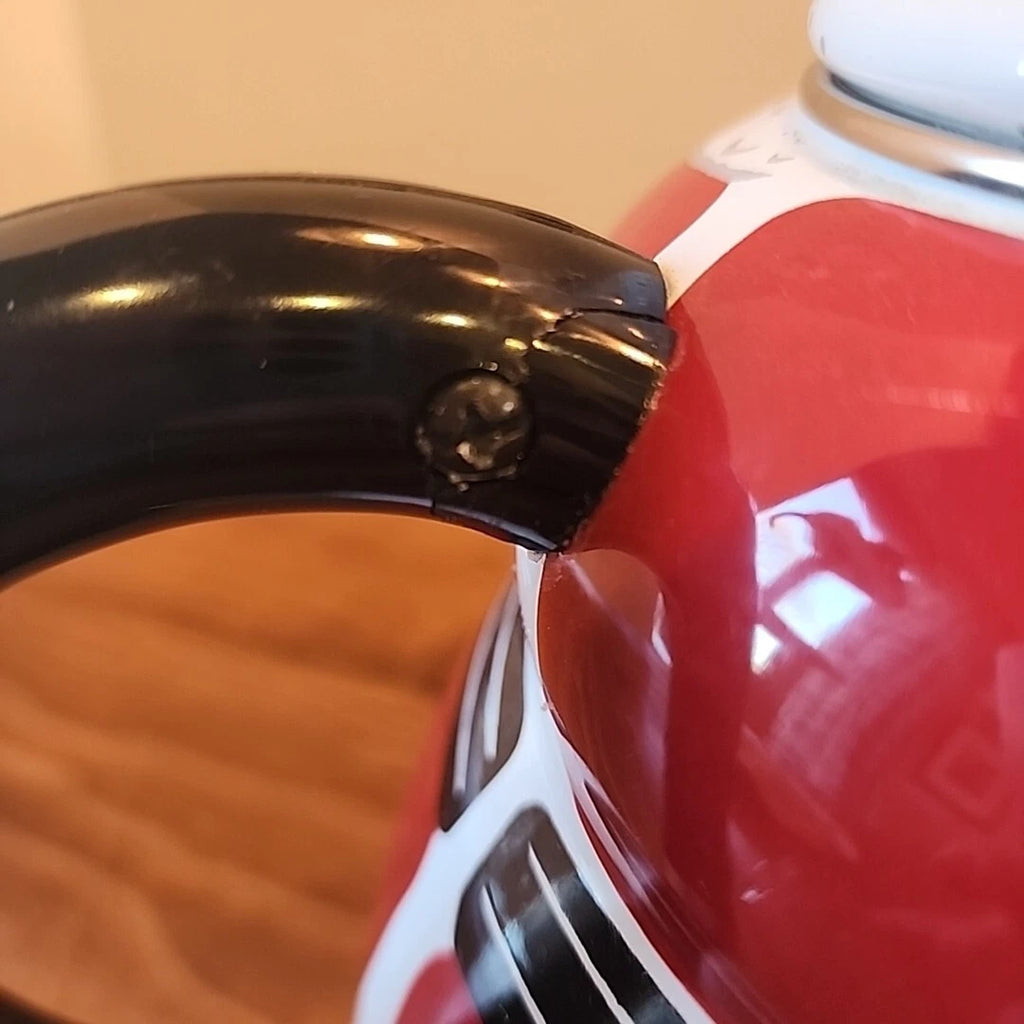 Vintage Santa Claus Enamel Whistling Tea Pot Kettle Holiday 3 Quart Christmas