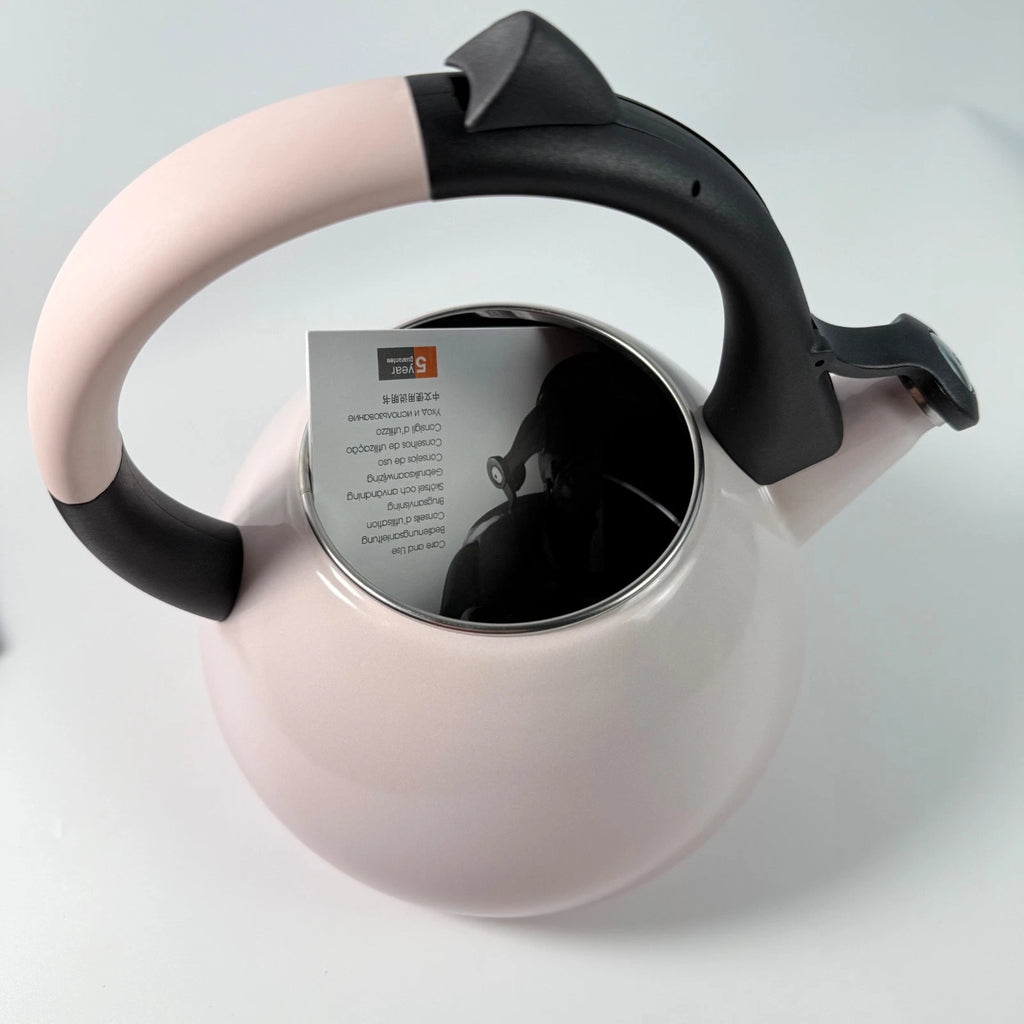 Le Creuset 1.6 qt / 1.5 L Oolong Whistling Tea Kettle – Shell Pink – New in Box