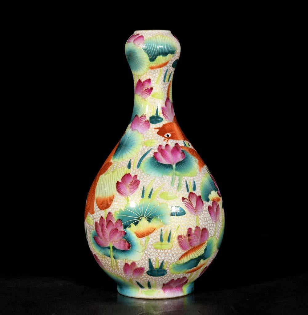 Qianlong Signed Old Chinese Colour Enamel Vase W/fish N3673