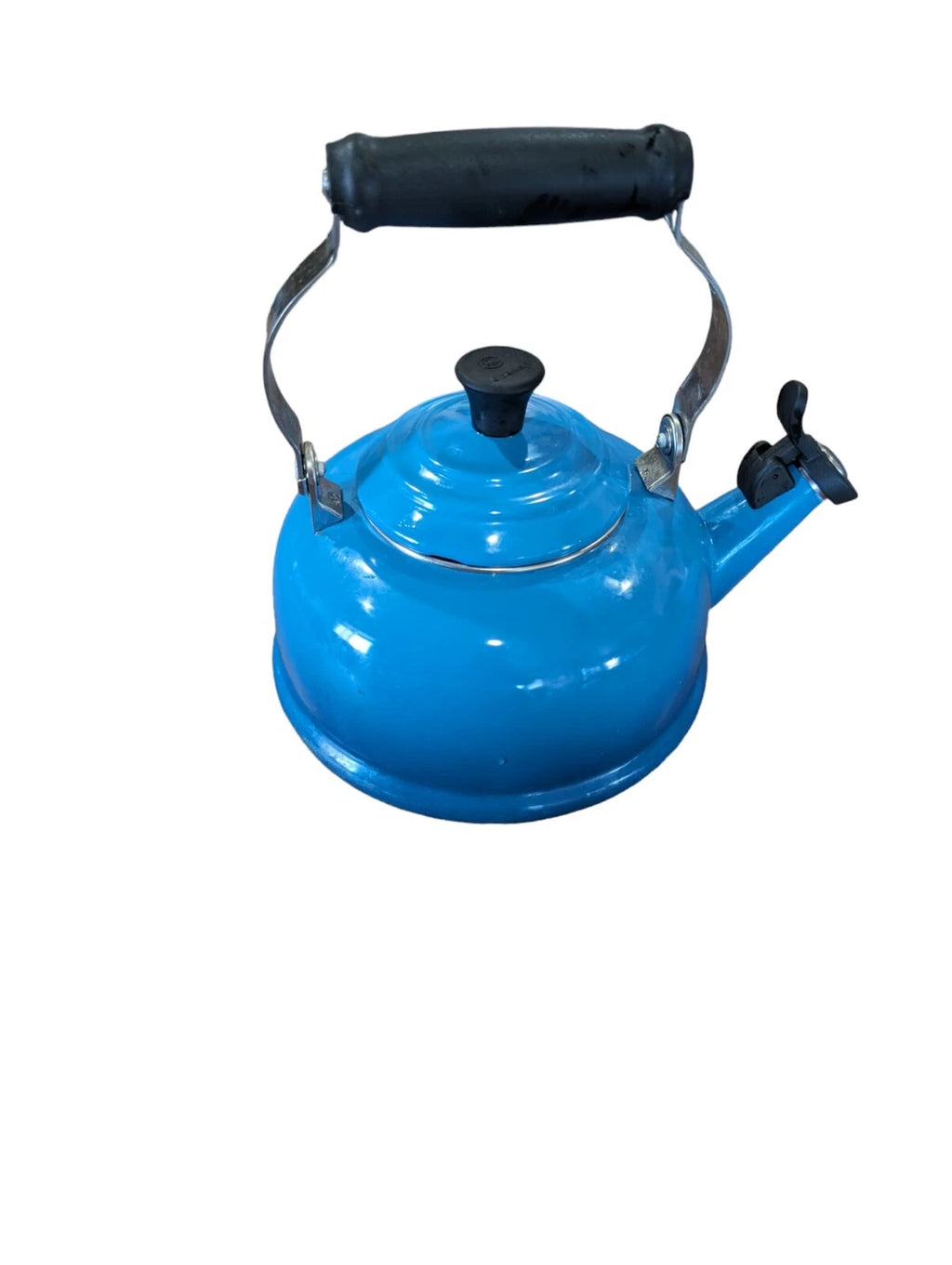 Le Creuset Enameled Steel 1.7 Quart Whistling Tea Kettle Blue Ombre