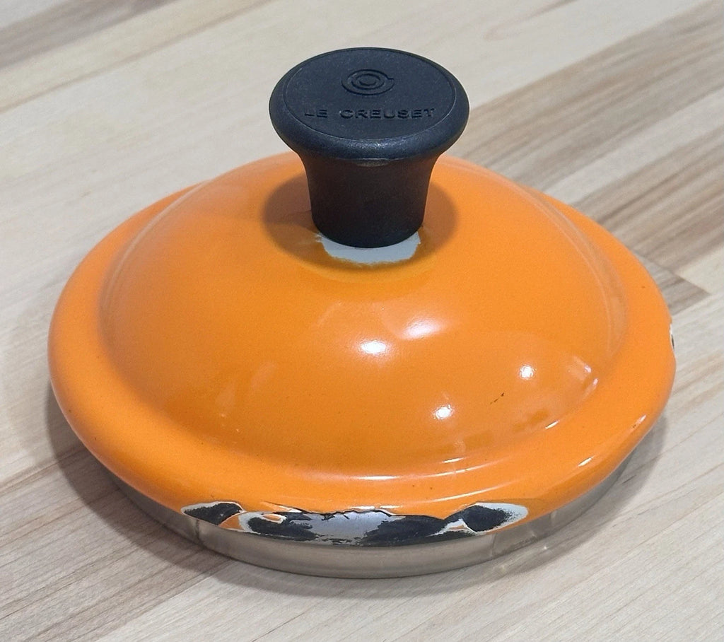 VTG Le Creuset Orange Flame Enamel Whistling Demi Kettle Teapot 1.25 Qt Pls READ