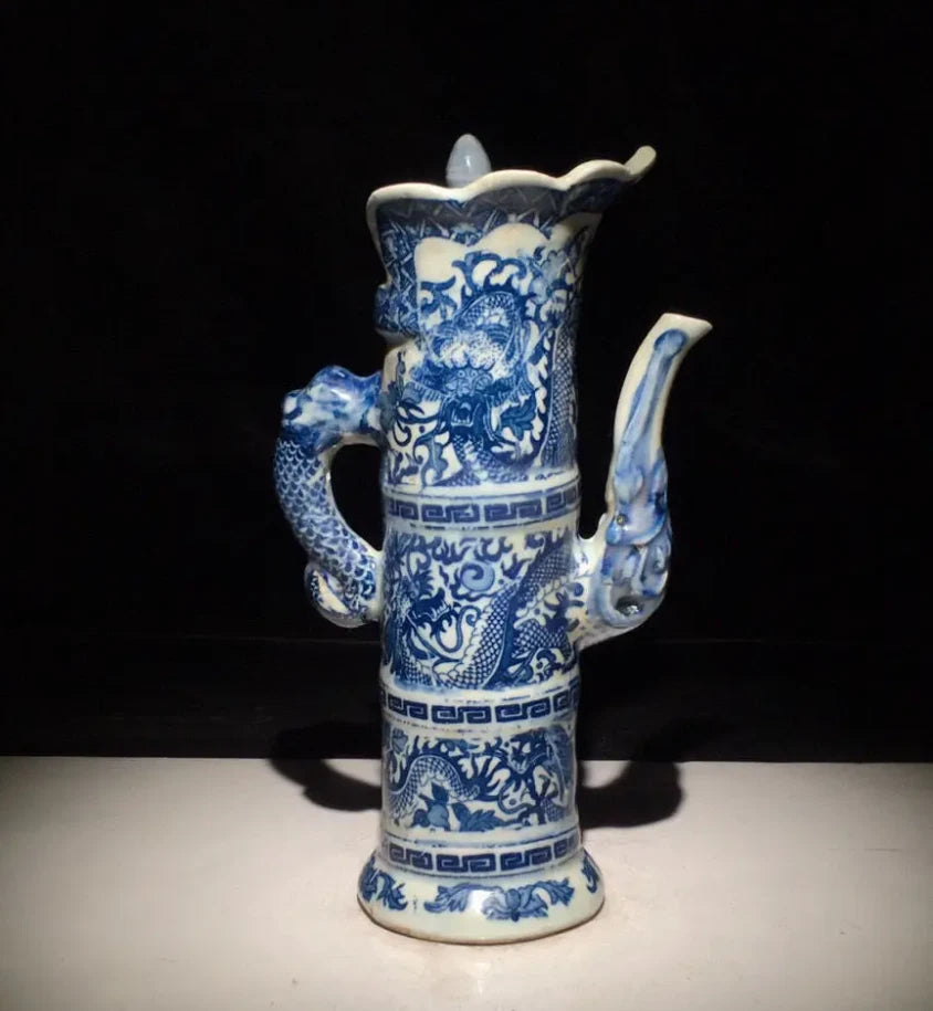 Chinese Antique Porcelain Qing Qianlong Blue and White Dragon Pattern Pot
