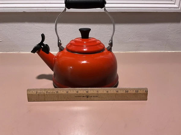 Le Creuset Red Cerise Tea Whistling Kettle 1.6L / 1.7 Qt Ombre Enamel Teapot