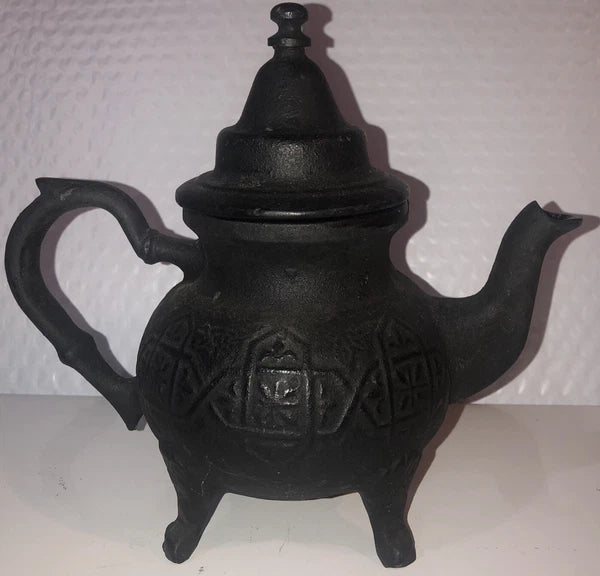 Ornate Vintage Cast Iron/Enamel Moroccan Style Tea Kettle 8" w/strainer basket