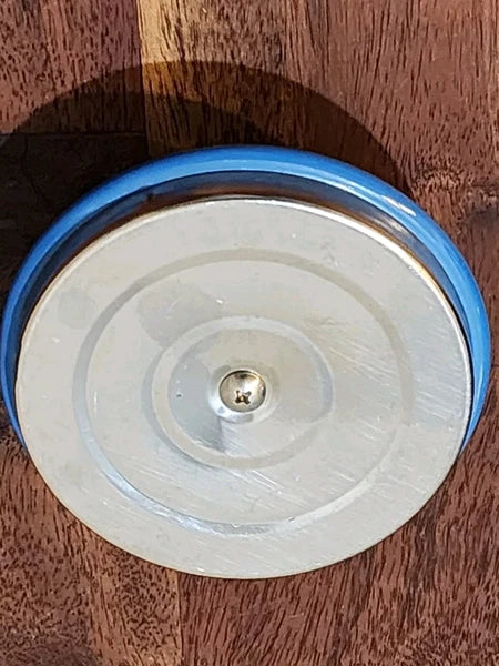 Le Creuset Blue Enamel On Steel Oolong Whistling Tea Kettle 1.6 qt Superb Condit