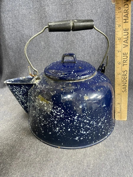 LARGE 9.25” Vintage Retro Enamelware Teapot Blue Speckled Enamel Granite Ware
