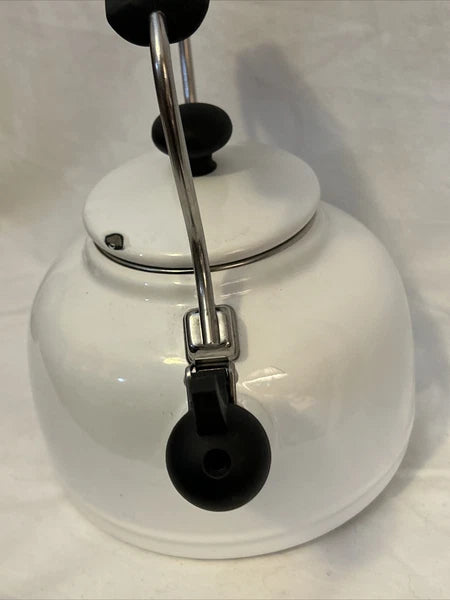 Chantal Enamel on Steel Vintage 1.7 Quart WHITE Whistling Tea Pot Kettle Preowne