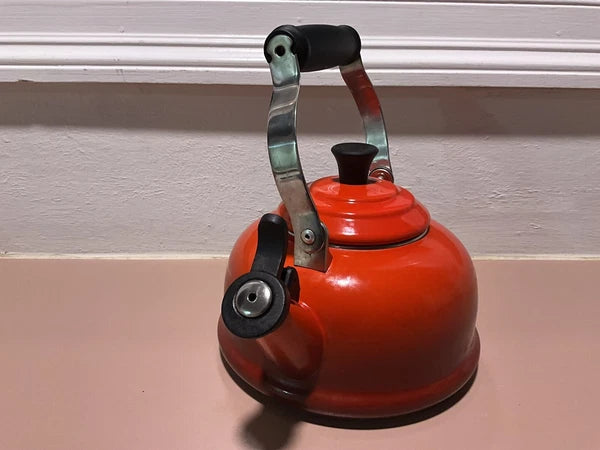 Le Creuset Red Cerise Tea Whistling Kettle 1.6L / 1.7 Qt Ombre Enamel Teapot
