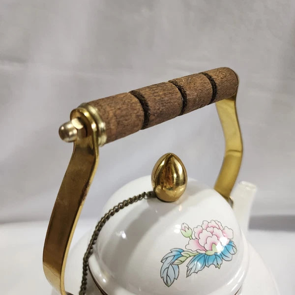 Vtg 1988 Tea Kettle Pot Enamel White Poppies Flowers Brass National Housewares