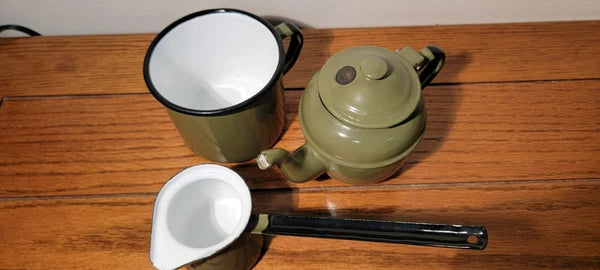 VINTAGE SET OF HUTA SILESIA ENAMEL WARE GREEN/WHITE CUP, TEA POT, WARMING POT