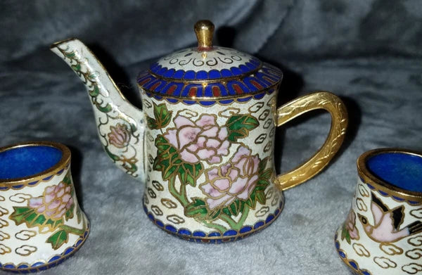 Miniature Enamel Set of 6 Coffee/Tea Pot & 4 Cups