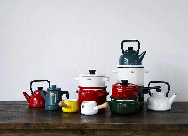 Fuji Horo Kettle Red 2.3L Solid SD-2.3K R