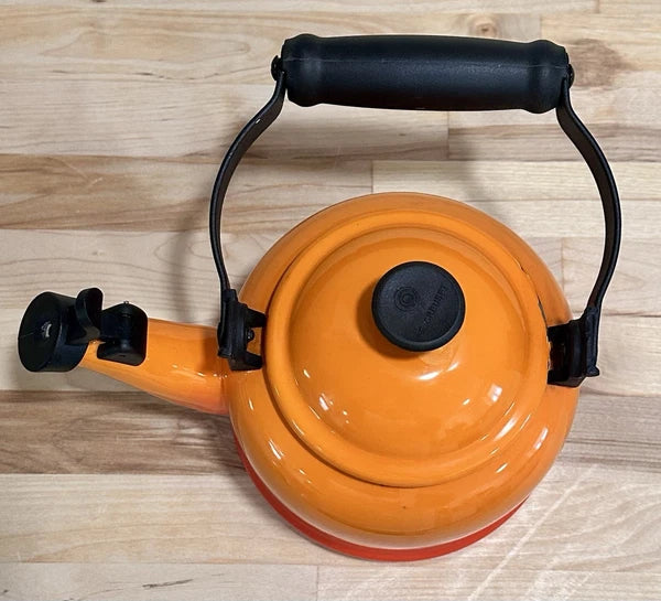VTG Le Creuset Orange Flame Enamel Whistling Demi Kettle Teapot 1.25 Qt Pls READ