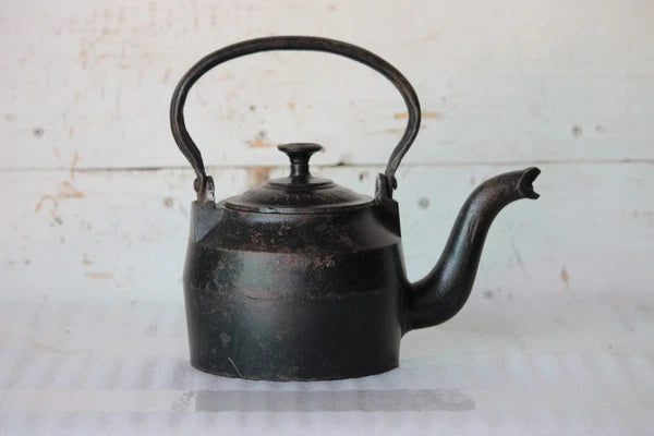 Enamel Inside Vintage Tea Kettle Cast Iron 2½Pints Kitchenware Made in England