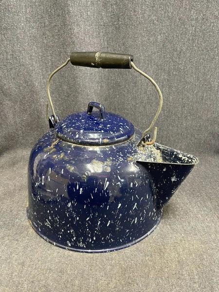 LARGE 9.25” Vintage Retro Enamelware Teapot Blue Speckled Enamel Granite Ware
