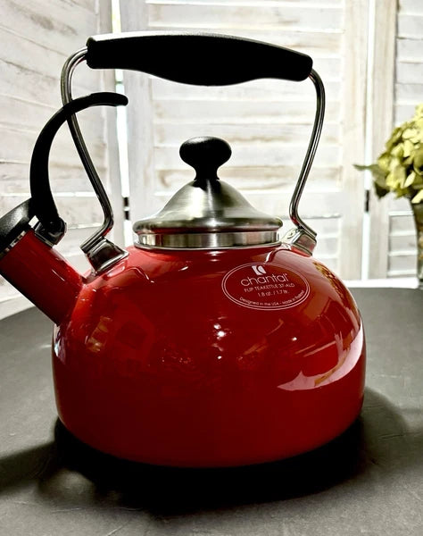 Chantal  Flip Teakettle 37-ALD Red EUC Whistling Vintage Tea Pot Thailand